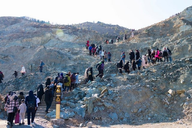 همایش کوه پیمایی دانشجویان دختر مراکز آموزش علمی کاربردی خراسان رضوی، به مناسبت دهه فجر