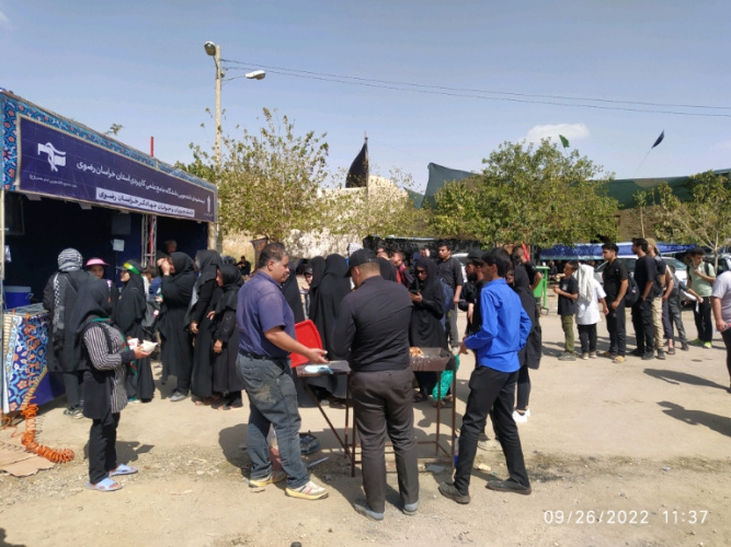 برپایی موکب شهدای دانشگاه جامع علمی کاربردی و استقبال و پذیرایی از ۳۰ هزار زائر پیاده حرم مطهر رضوی