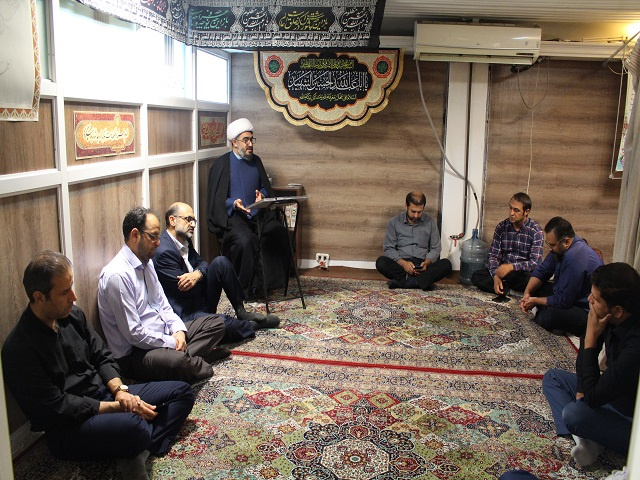 برگزاری مراسم زیارت عاشورا در دانشگاه جامع علمی کاربردی خراسان رضوی