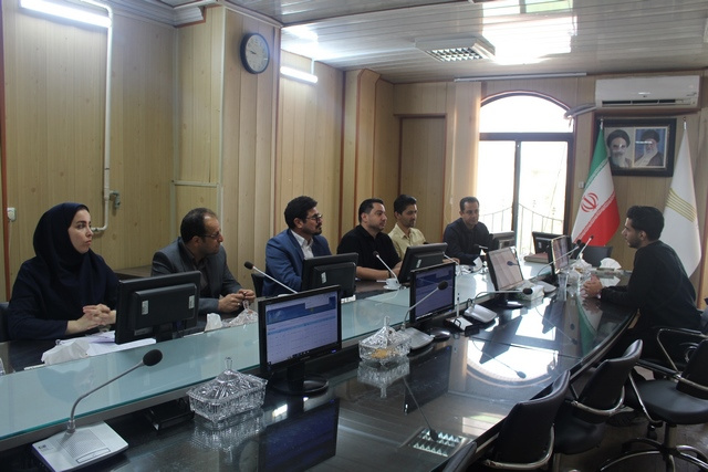 انجام فرآیند مصاحبه دانشجویان متقاضی رشته های تضمین اشتغال دانشگاه در خراسان رضوی