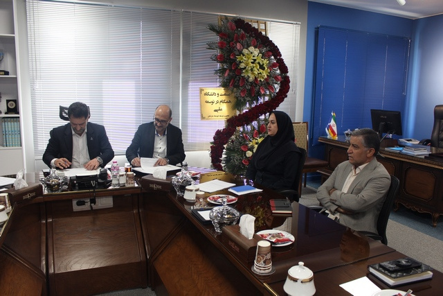 امضا تفاهم نامه همکاری دانشگاه جامع علمی کاربردی استان خراسان رضوی و دانشگاه فردوسی مشهد